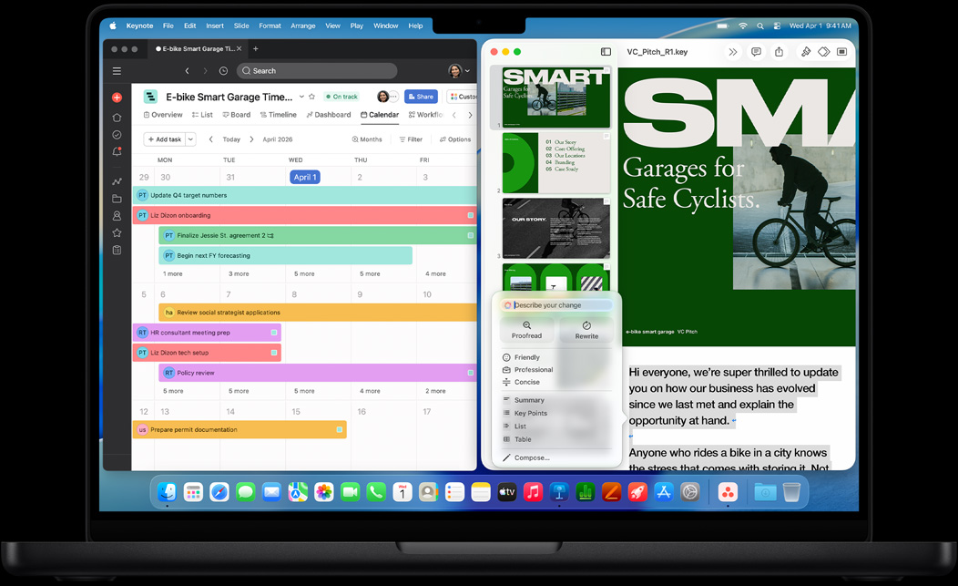 Az Asana és a Keynote egy MacBook Pro kijelzőjén