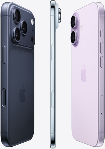 iPhone 17 Pro w kolorze głębokiego błękitu ustawiony z obiektywem skierowanym do przodu, widok boku iPhone’a Air w kolorze błękitnym i tyłu iPhone’a 17 w kolorze lawendy ułożonych w wachlarz.