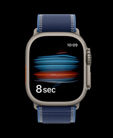 Apple Watch Ultra 3, titanium case, natural colour, blood oxygen test in the Health app