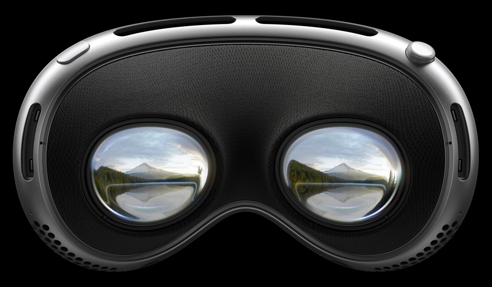 Rückansicht der Apple Vision Pro mit den Displays