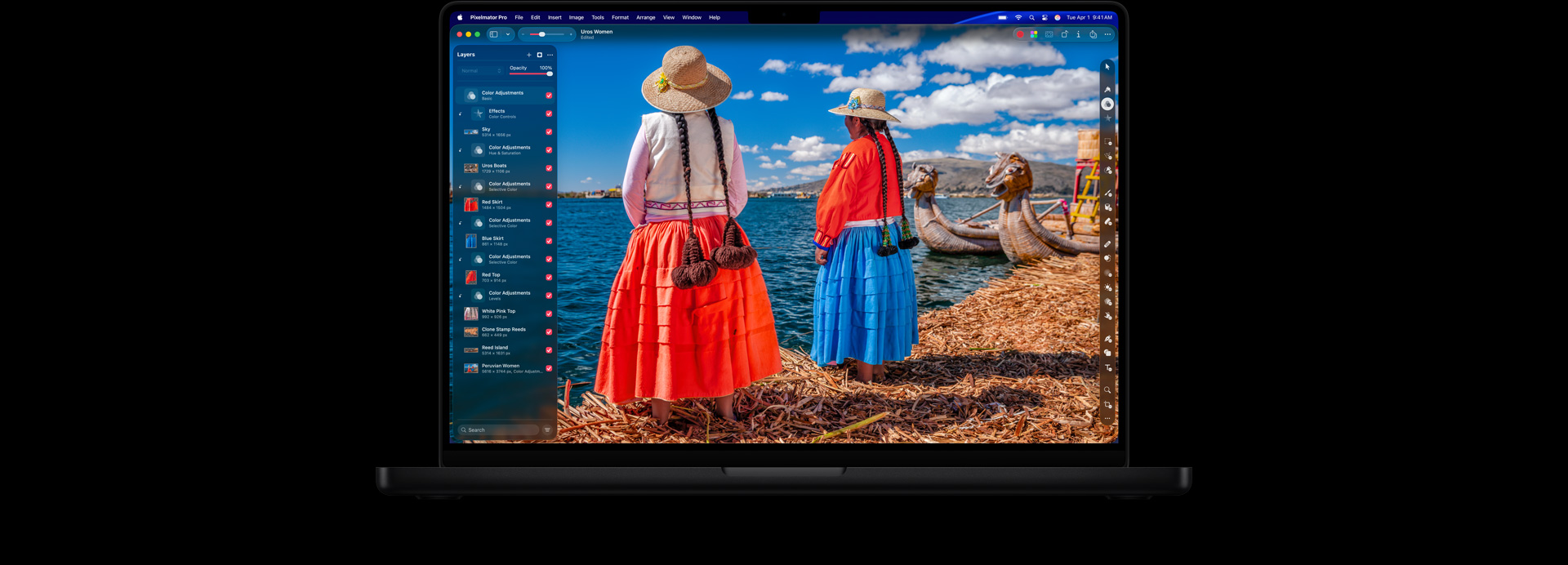 16 Zoll MacBook Pro Bildschirm, Foto von zwei Frauen in bunter Tracht, Tools zum Bearbeiten von Farben